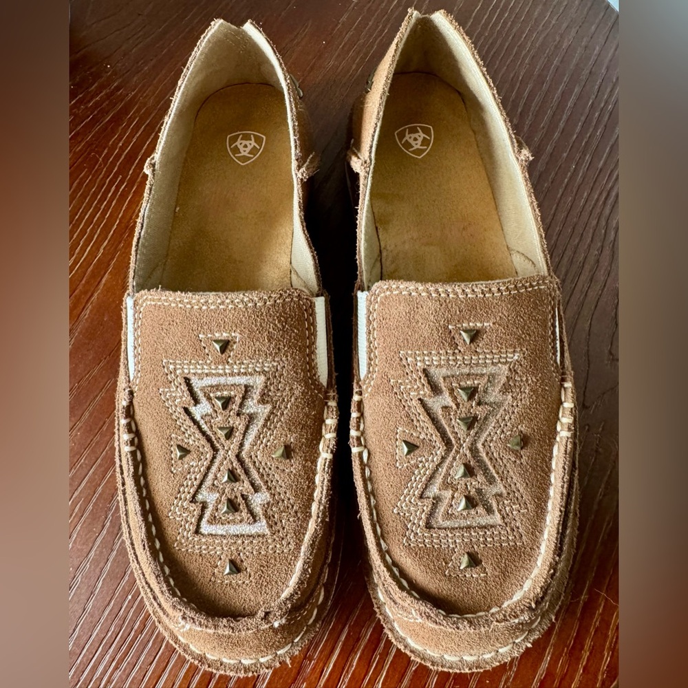 Ariat Brown Loafers with Geometric Design